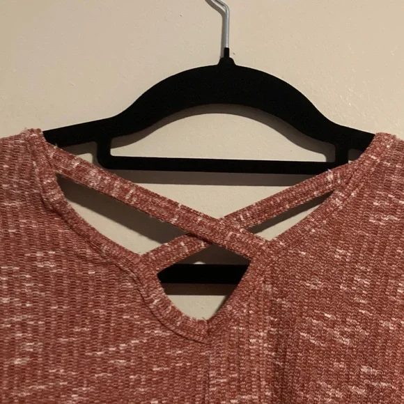 Bobbie Brooks Marled Red Cardigan with Criss-Cross Neckline - Picture 5 of 7